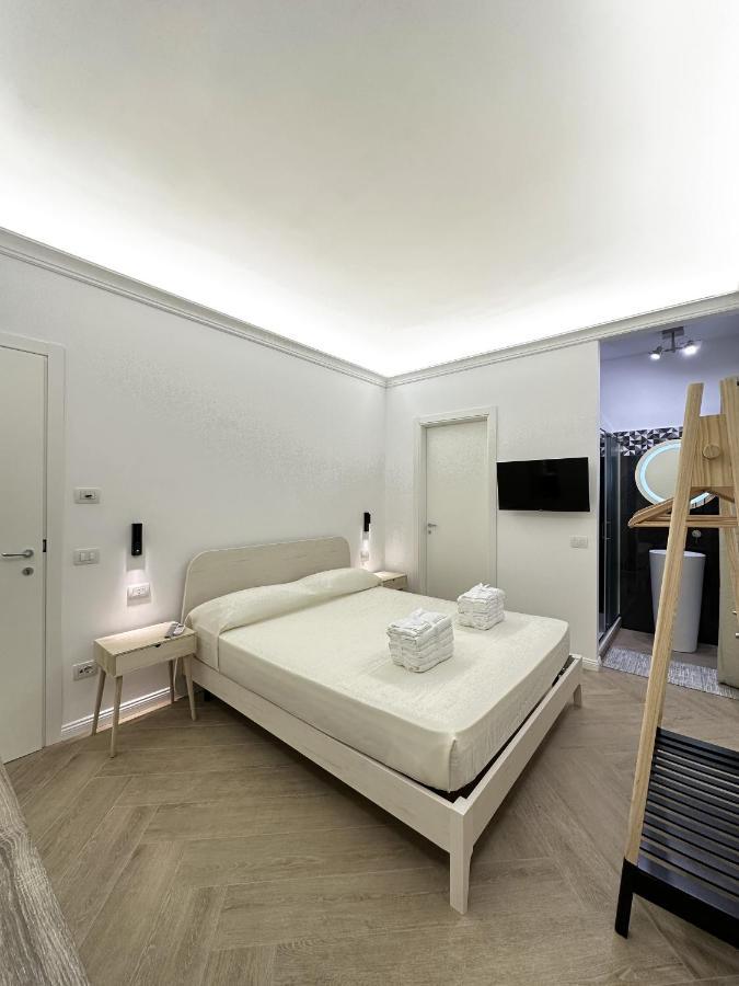 Vicki Vomero Rooms - Napoli Ngoại thất bức ảnh