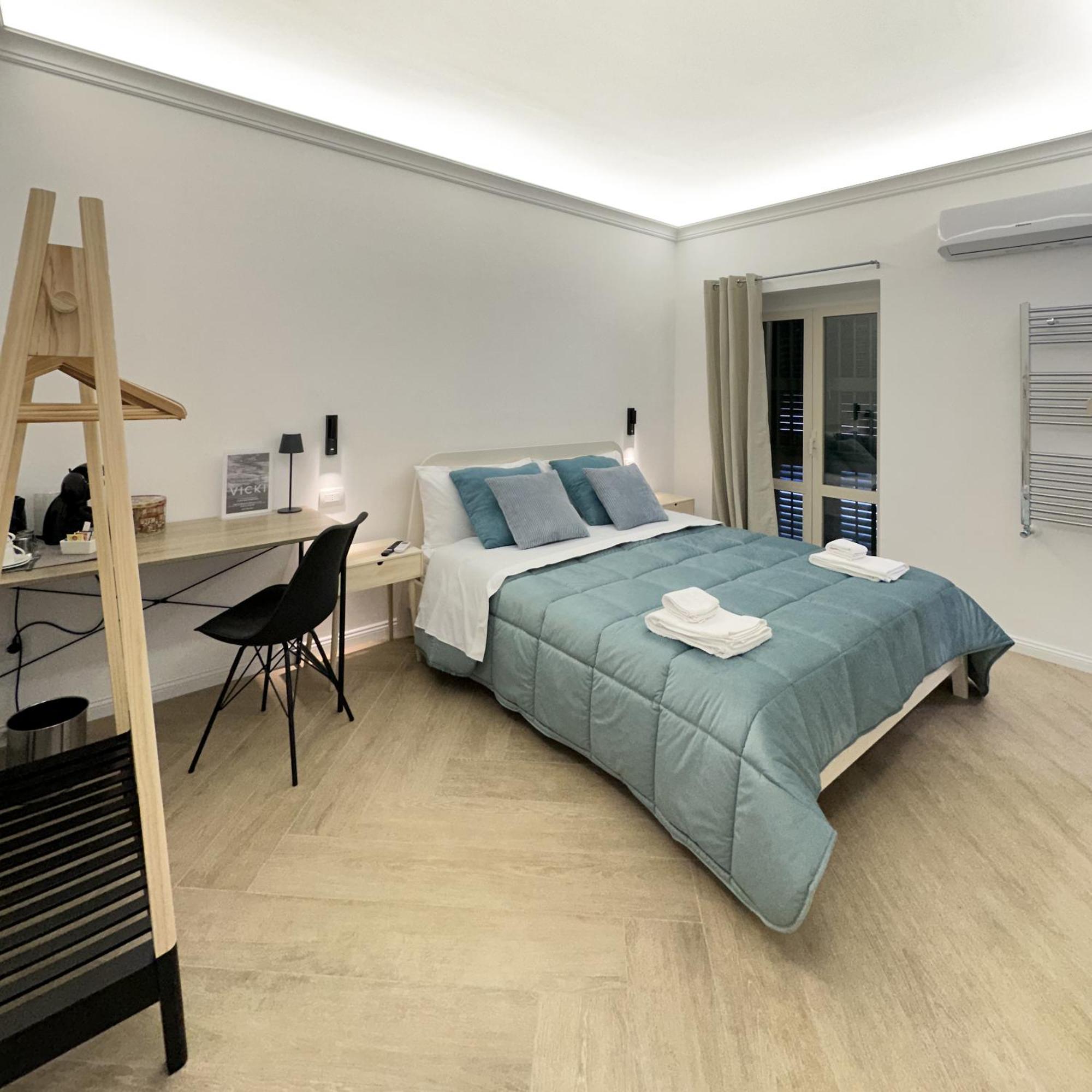 Vicki Vomero Rooms - Napoli Ngoại thất bức ảnh